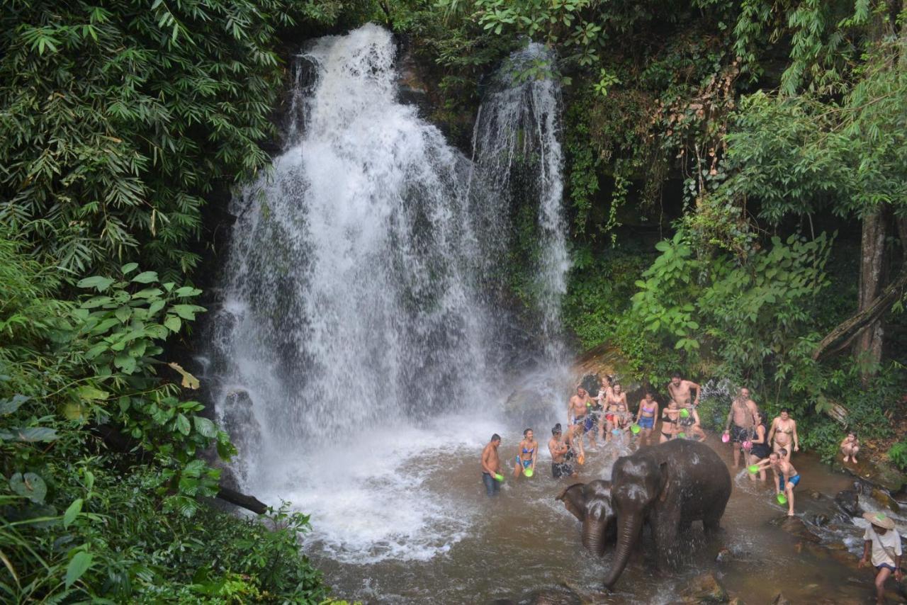 Stamps Backpackers Chiang Mai Exterior foto